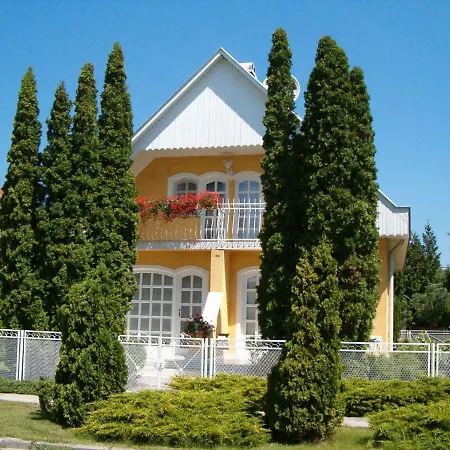 In 19536 Balatonmariafurdo